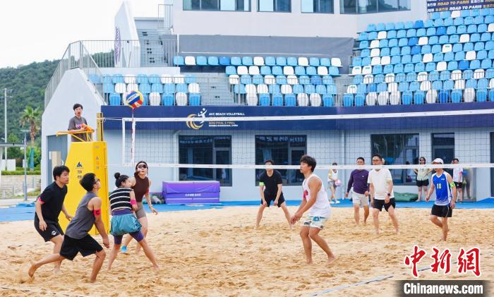 杭甬双城青年玩转沙排 以海洋运动为媒增进友谊  第3张
