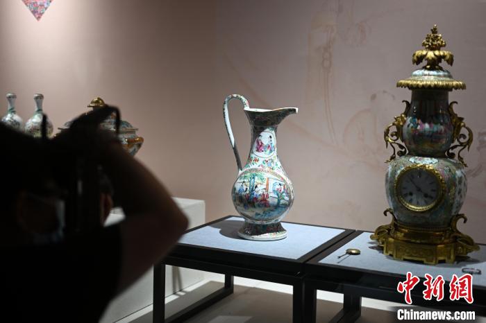 清代外销艺术品上的岭南园林文化展在广州开幕  第2张