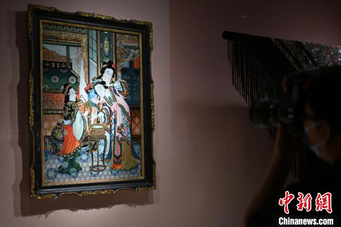 清代外销艺术品上的岭南园林文化展在广州开幕  第6张