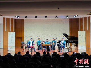 弦歌不停“传新声”  香港青年音乐人复刻百年粤韵