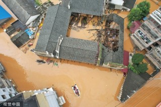 湖南平江暴雨致36万余人受灾，新城区接近一半被淹